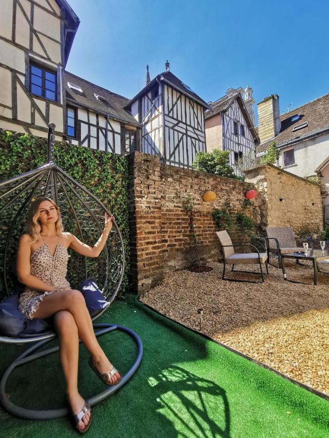 Le Papillon De La Cathedrale - Calme - Jardin - Wifi Troyes Exterior foto