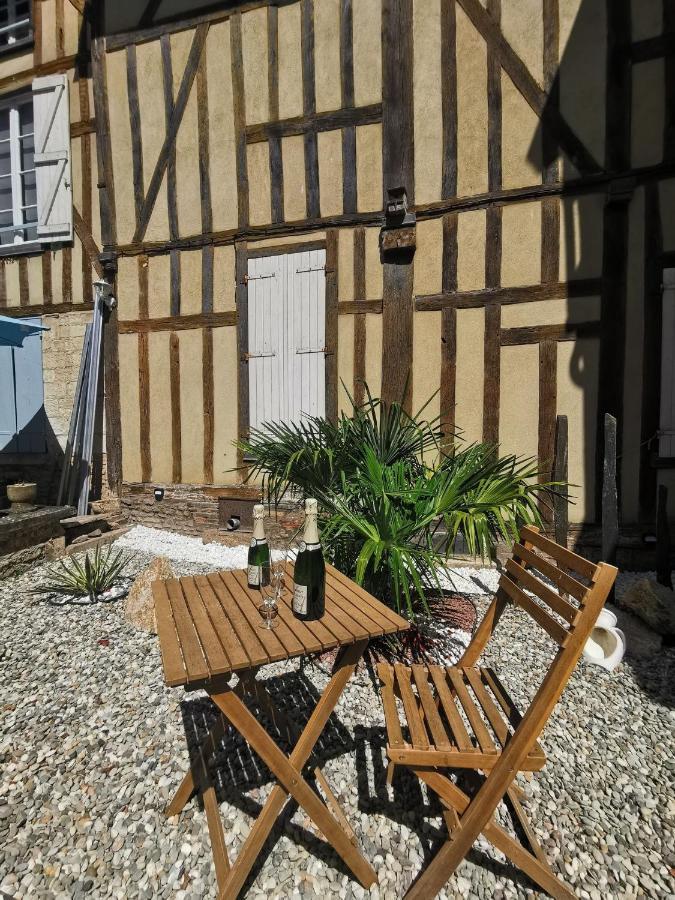 Le Papillon De La Cathedrale - Calme - Jardin - Wifi Troyes Exterior foto