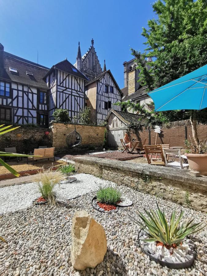 Le Papillon De La Cathedrale - Calme - Jardin - Wifi Troyes Exterior foto
