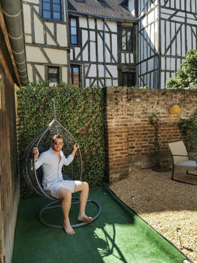 Le Papillon De La Cathedrale - Calme - Jardin - Wifi Troyes Exterior foto