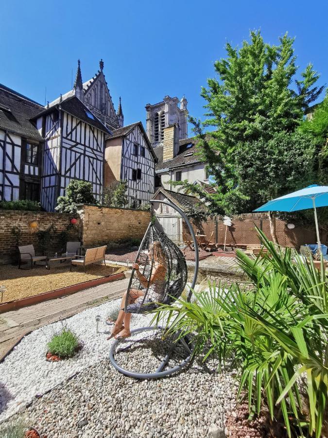 Le Papillon De La Cathedrale - Calme - Jardin - Wifi Troyes Exterior foto