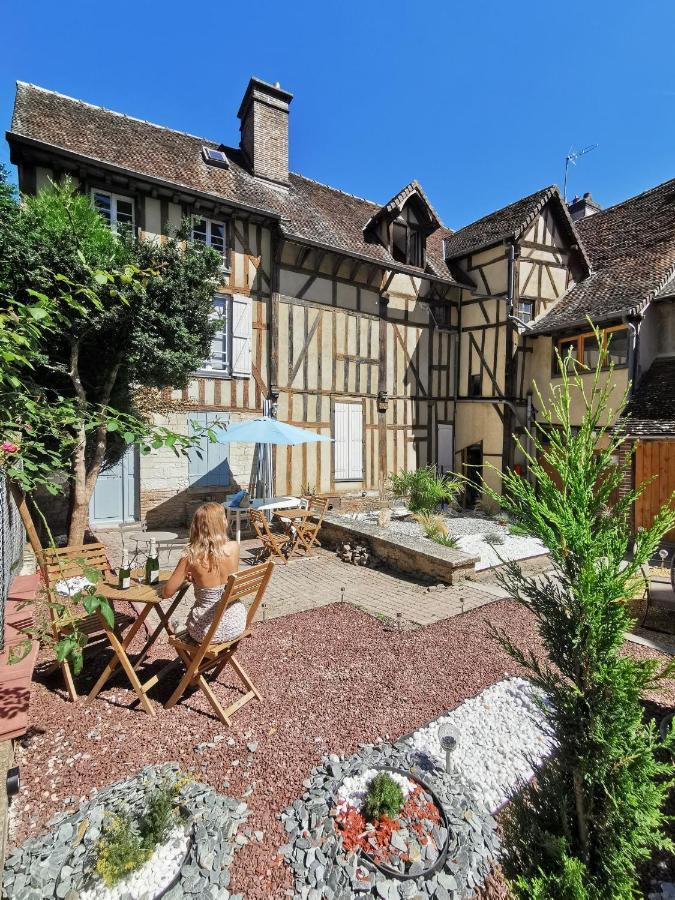 Le Papillon De La Cathedrale - Calme - Jardin - Wifi Troyes Exterior foto