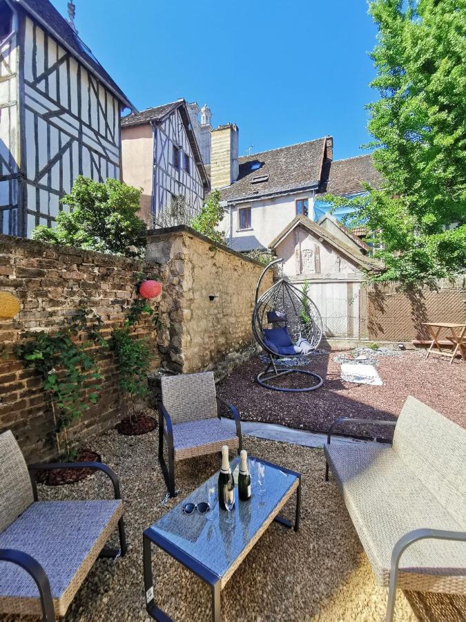 Le Papillon De La Cathedrale - Calme - Jardin - Wifi Troyes Exterior foto